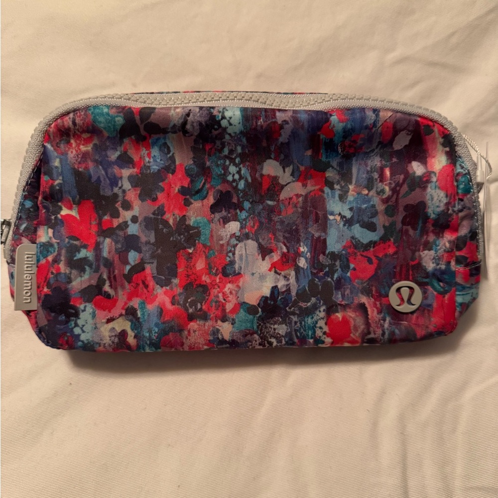 NWT Lululemon Multicolor Everywhere Belt Bag - LU9B48S